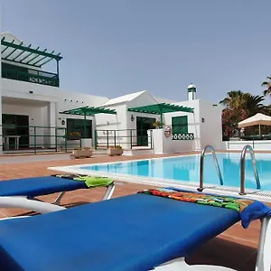 Palmeras I , Puerto del Carmen (Lanzarote) Spanje