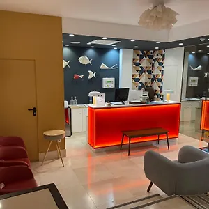 Boutique Poniente Playa 2*, San Antonio (Ibiza) Spanje