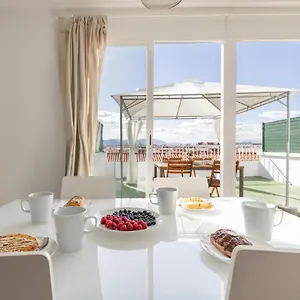 https://plaza-de-la-merced-duplex-ii.1costadelsol.com